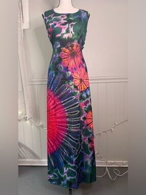 NWOT Vibrant Tie-Dye Maxi Dress - Pink, Green, Blue, Orange, Purple